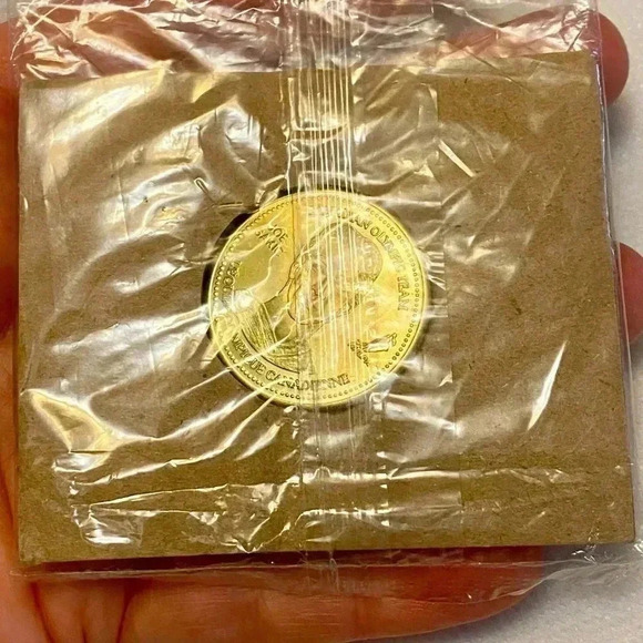 2002 Coca Cola Olympic Games Canadian team . Joe Sakic - Picture 5 of 5